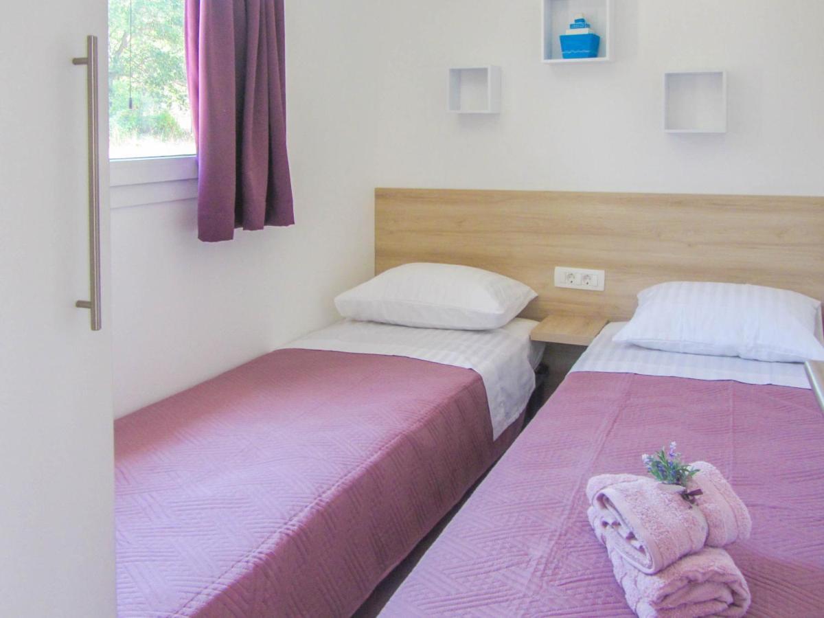 Mobile Home Opal 2 Biograd Na Moru Δωμάτιο φωτογραφία
